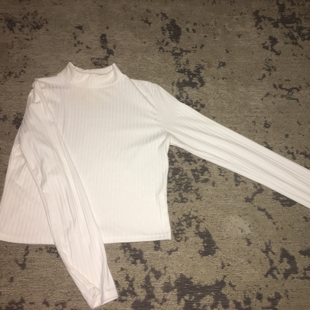 Ribbed white turtleneck